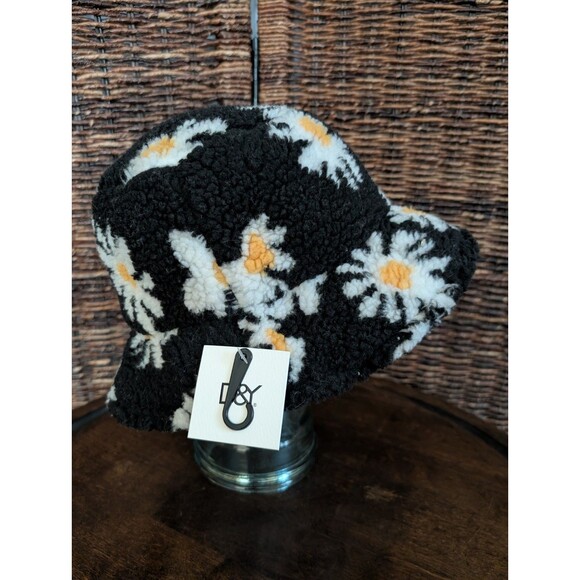 NWT Y2K Sherpa Fleece Daisy Bucket Hat Womens OS Floral 90s Fairy Grunge Hip Hop - Picture 5 of 9